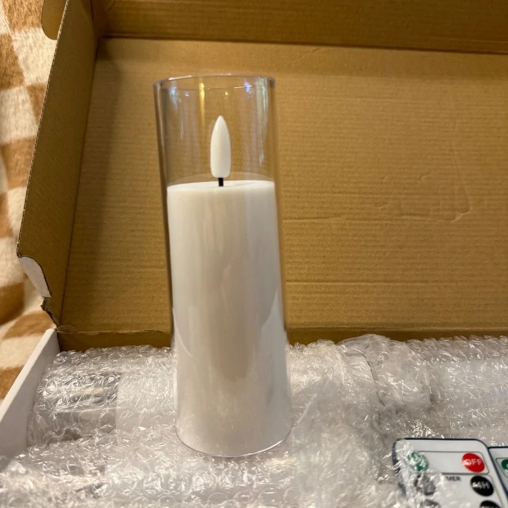 Flameless LED Candles Set with Remote Control Timers Clear Glass Pillars White